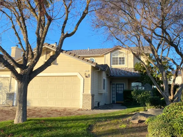 1001 Whispering Pines Dr, Turlock, CA 95382
