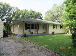 714 Ester Ave, Columbia, IL 62236