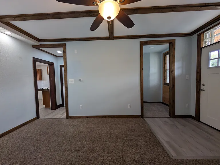 56 Franklin Ave #A — Photo 10
