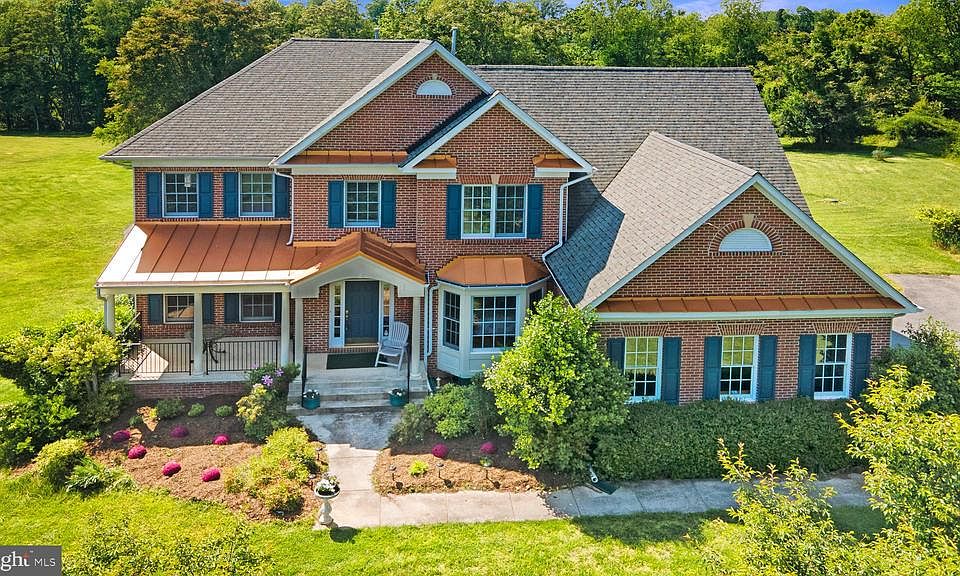 1st image of 9005 Magruder Knolls Ct