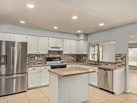 3rd image of 18011 N 33RD Drive