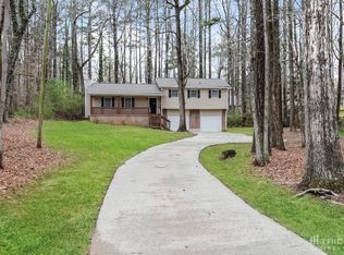 4717 S Seminole Dr, Douglasville, GA 30135