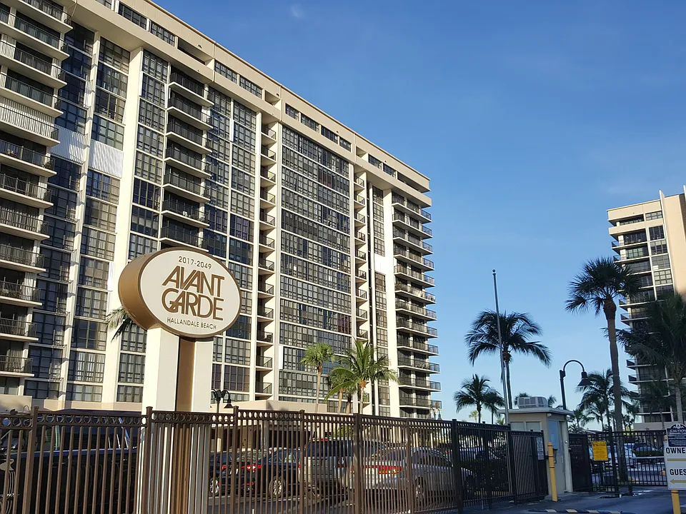 2049 S Ocean Dr #2