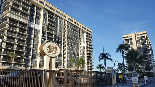 2049 S Ocean Dr #2 Photo 1