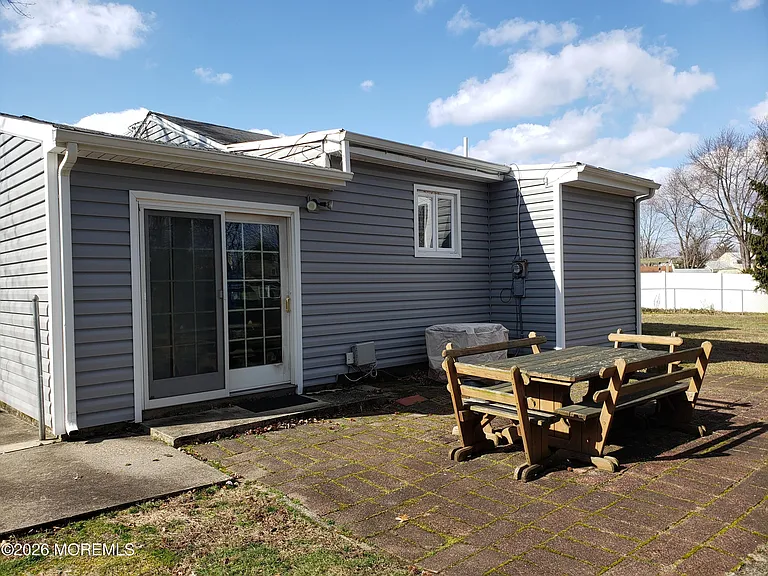 9 Winthrop Pl — Photo 28