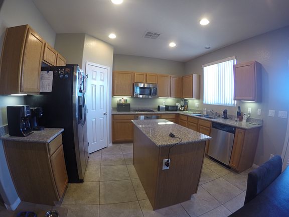 5th image of 3058 Lake Como Ave