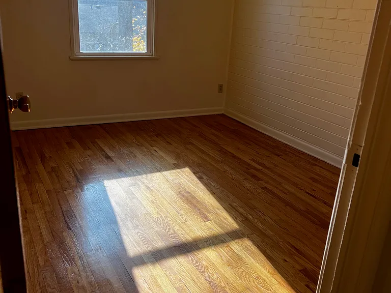 439 Burns Ave #4 — Photo 7
