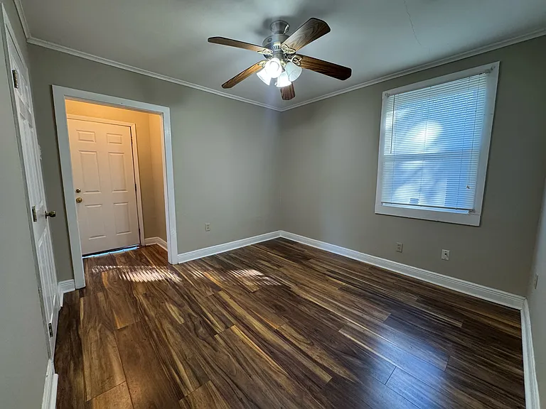 355 West Ave — Photo 21