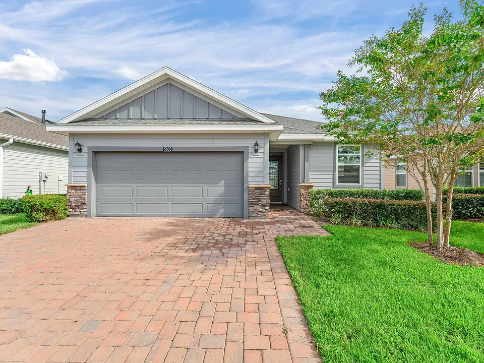 5635 NW 37th Lane Rd