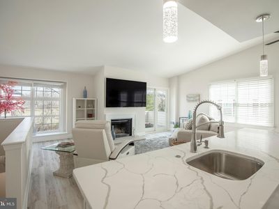 141 Shire Dr, New Hope, PA, 18938
