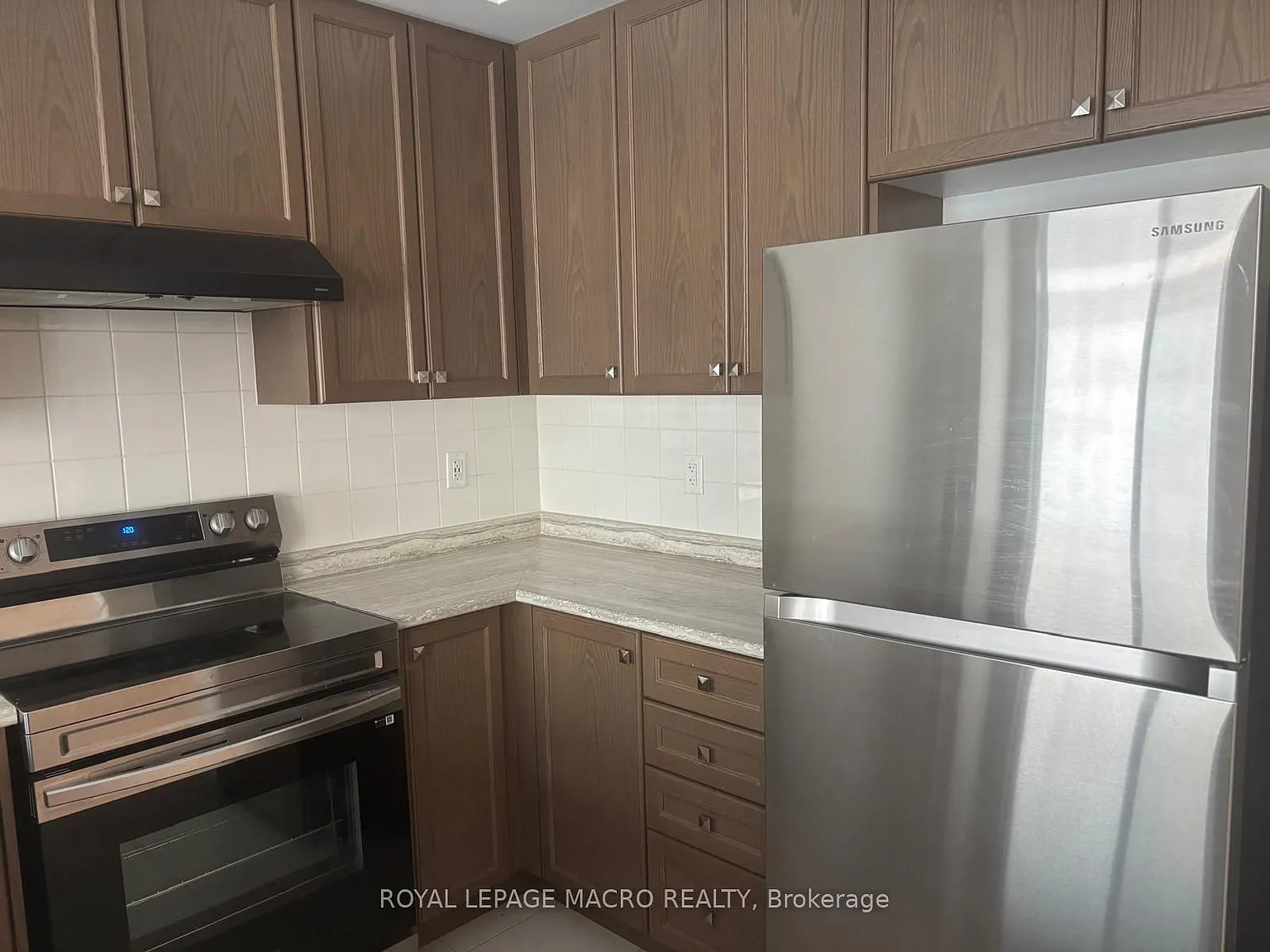 3 bed, $2,399 — Photo 4