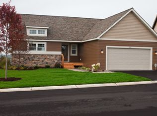 1086 Wyncrest Ct, Woodbury, MN 55129