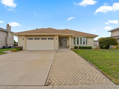 15642 Plum Tree Dr, Orland Park, IL, 60462