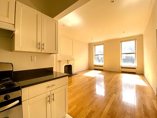 Rented by Keller Williams NYC | media 14