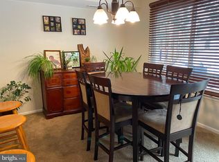 73 Five Crown Royal, Marlton, NJ 08053