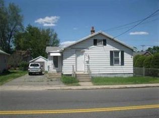 882 McKinstry Ave, Chicopee, MA 01020