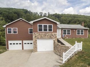152 Moorehead Ln, Peterstown, WV 24963