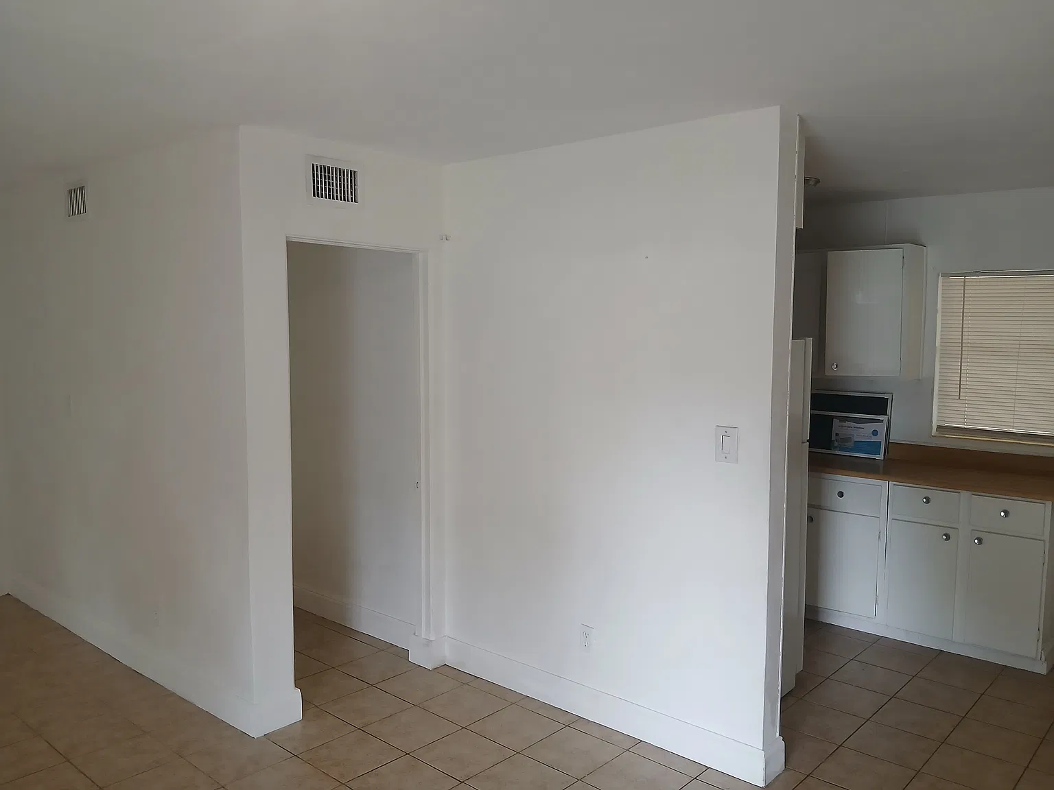 2 bed, 900 sqft, $1,450 — Photo 4