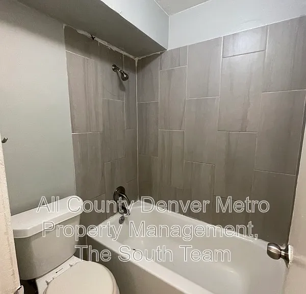 1676 Hanover St #204 — Photo 6