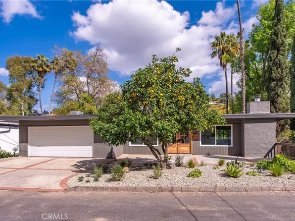 4828 Regalo Rd, Woodland Hills, CA 91364