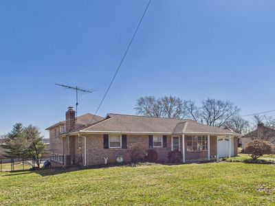 3775 Board Rd, York, PA, 17406