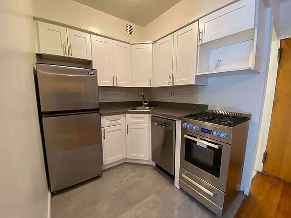 2nd image of 60 W 85th St #1B11