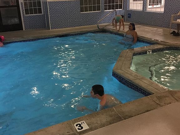 Indoor pool, jacuzzi & sauna