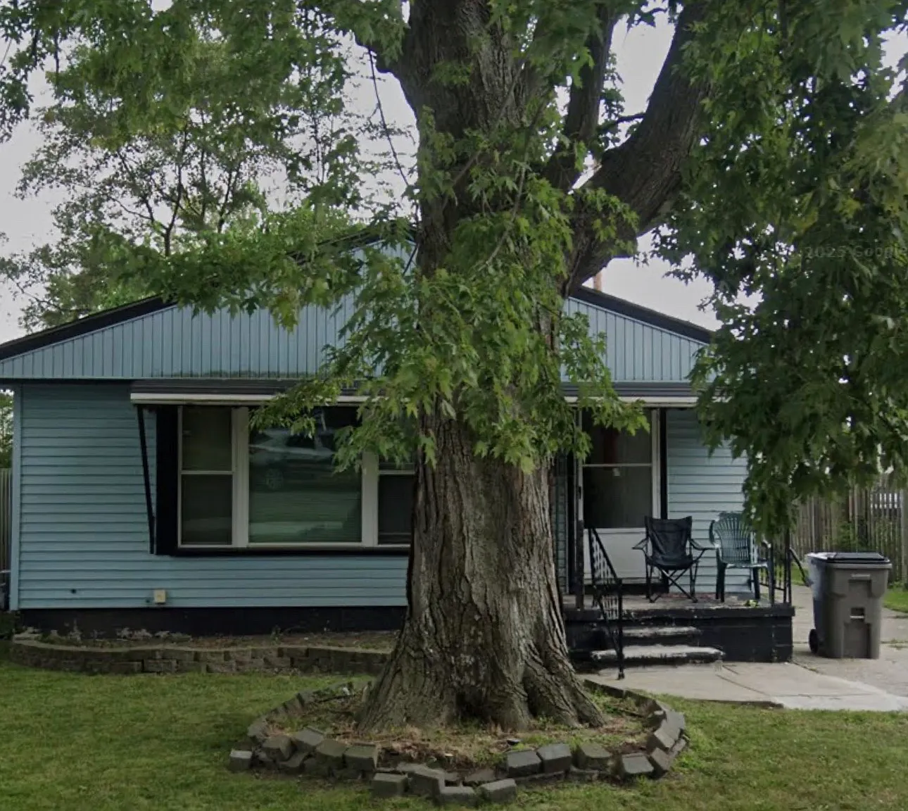 3 bed, 1007 sqft, $1,425 — Photo 1