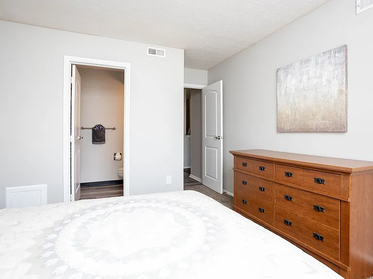 7160 Chadwood Ln #2C — Photo 20