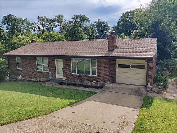 2nd image of 3846 Waco Dr