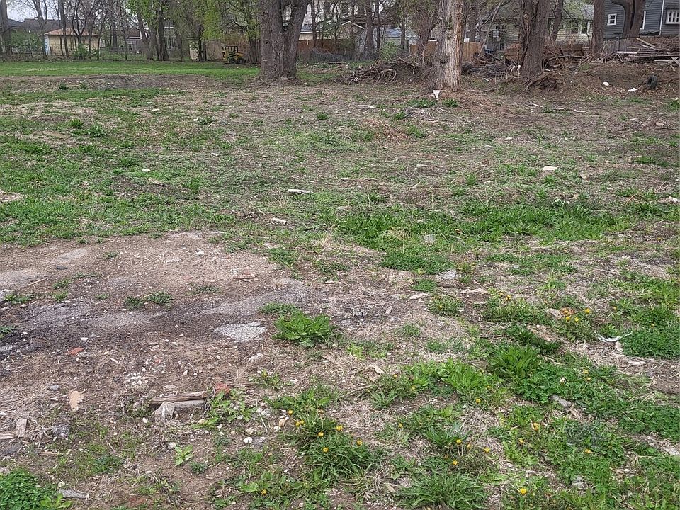 2nd image of 1203 15th Pl