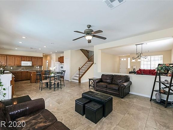 2nd image of 2734 Cool Lilac Ave