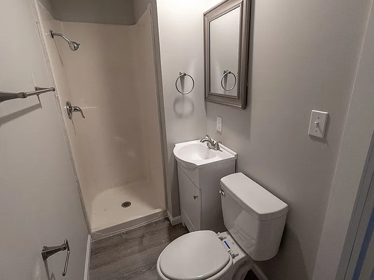 7304 N Moberly Dr — Photo 24