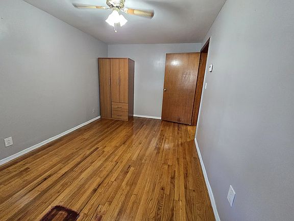 5th image of 30-81 46th St #1R