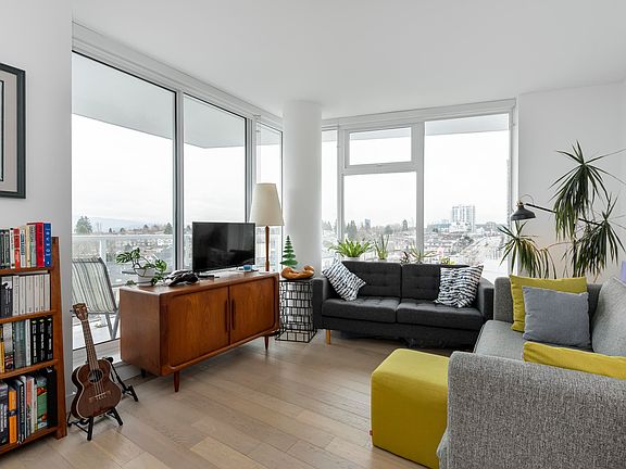 5th image of 2220 Kingsway #803