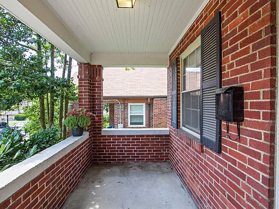 2nd image of 2838 Lawndale Ave