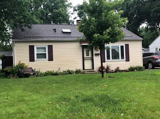 1329 Fairlawn Dr, Rantoul, IL 61866