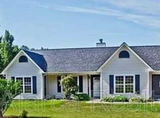 7923 Stillwater Dr, Sherrills Ford, NC 28673