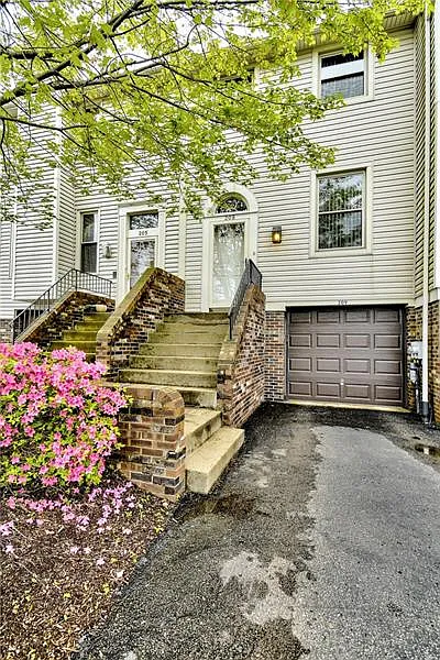 209 Spring Run Dr photo 1