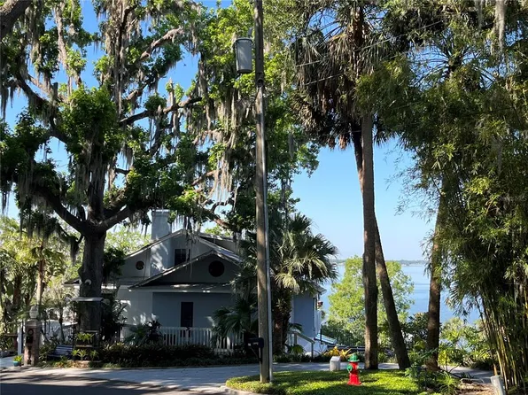 629 Helen St, Mount Dora, FL 32757