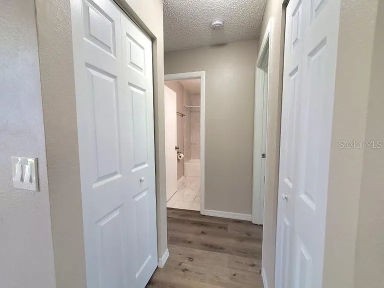 7855 W Price Blvd — Photo 15