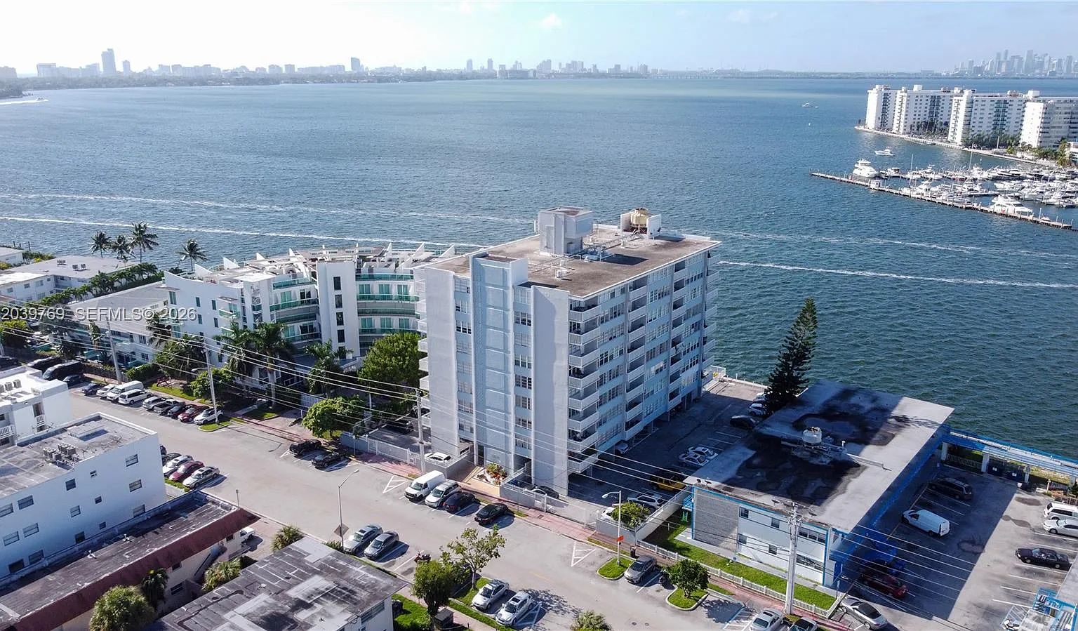 Villa Bay Vista Condo — Photo 1