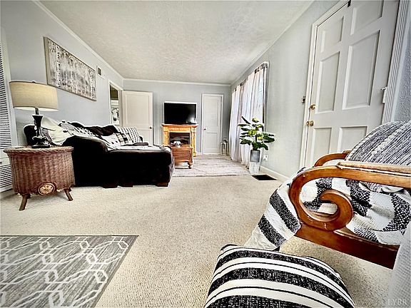 2nd image of 310 Lee Grant Ave
