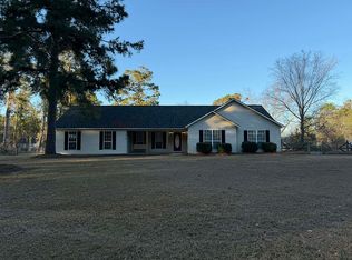 14 Quail Cir, Hazlehurst, GA 31539