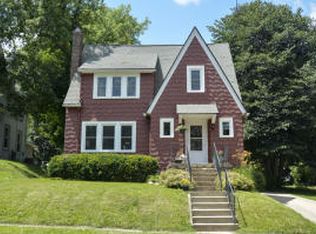 128 Spring St, Waukesha, WI 53188