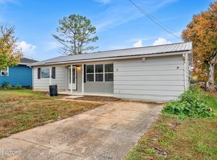 1216 Spring St, Philadelphia, TN 37846