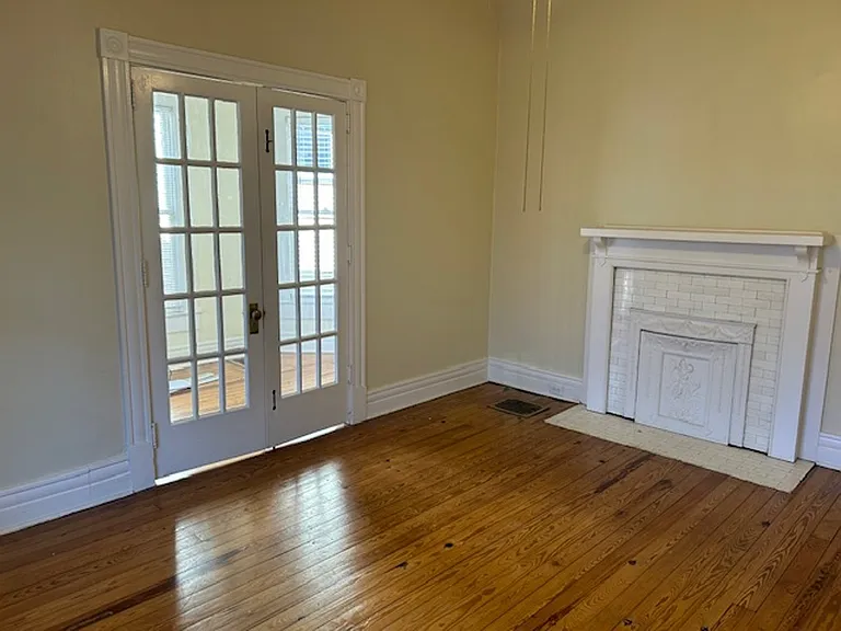 1908 Woodbourne Ave — Photo 7