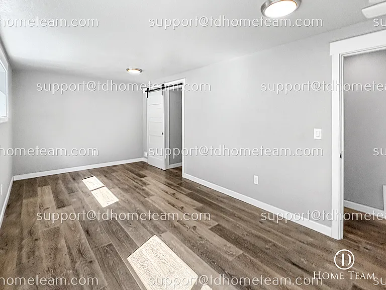 405 Maple Ave NW — Photo 18