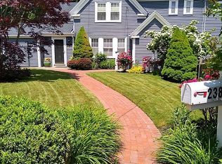 238 Presidents Ln, Quincy, MA 02169