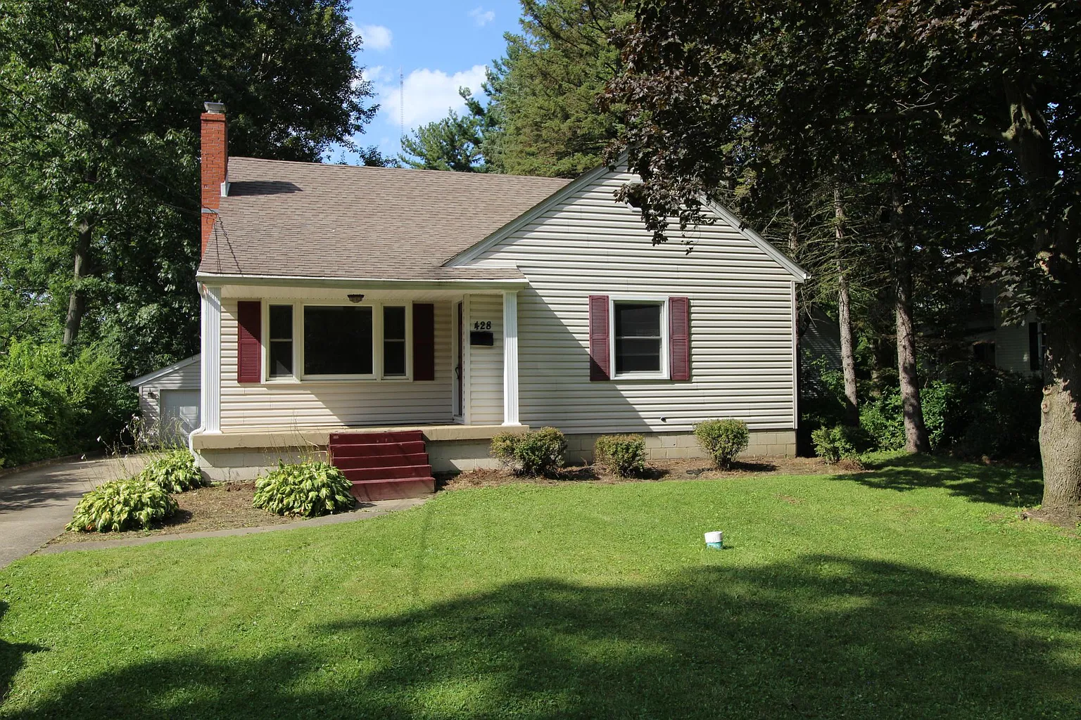 428 Indianola Rd photo 1